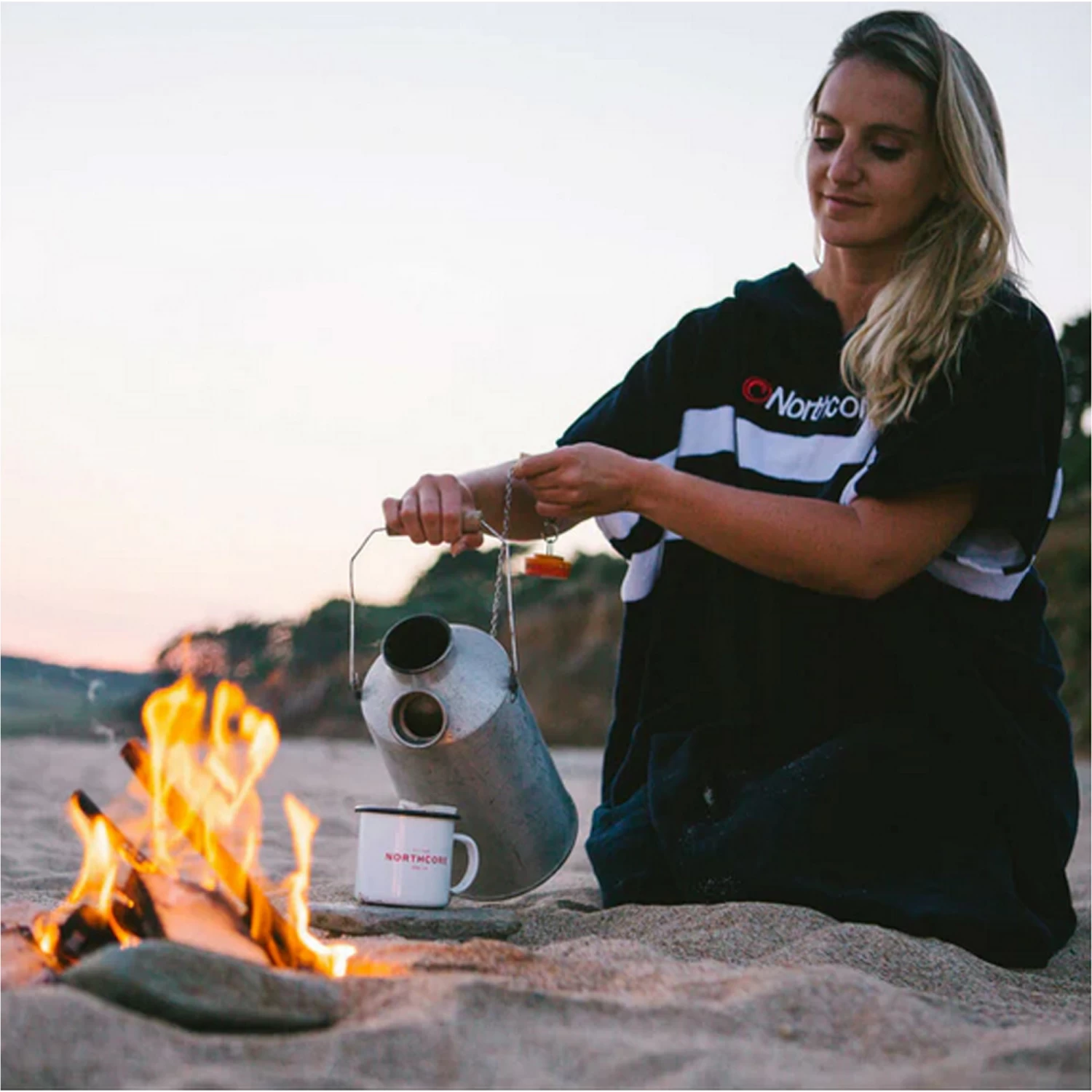 Northcore Beach Basha Stripe Hooded Towel Changing Robe / Poncho - Image 3