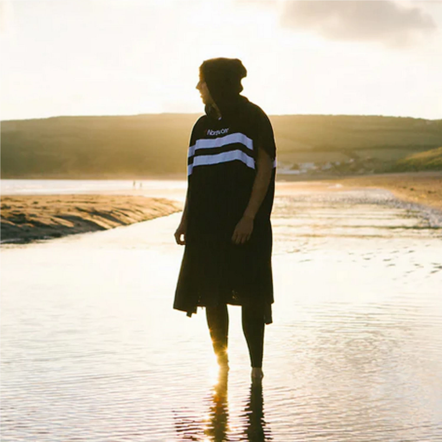 Northcore Beach Basha Stripe Hooded Towel Changing Robe / Poncho - Image 5