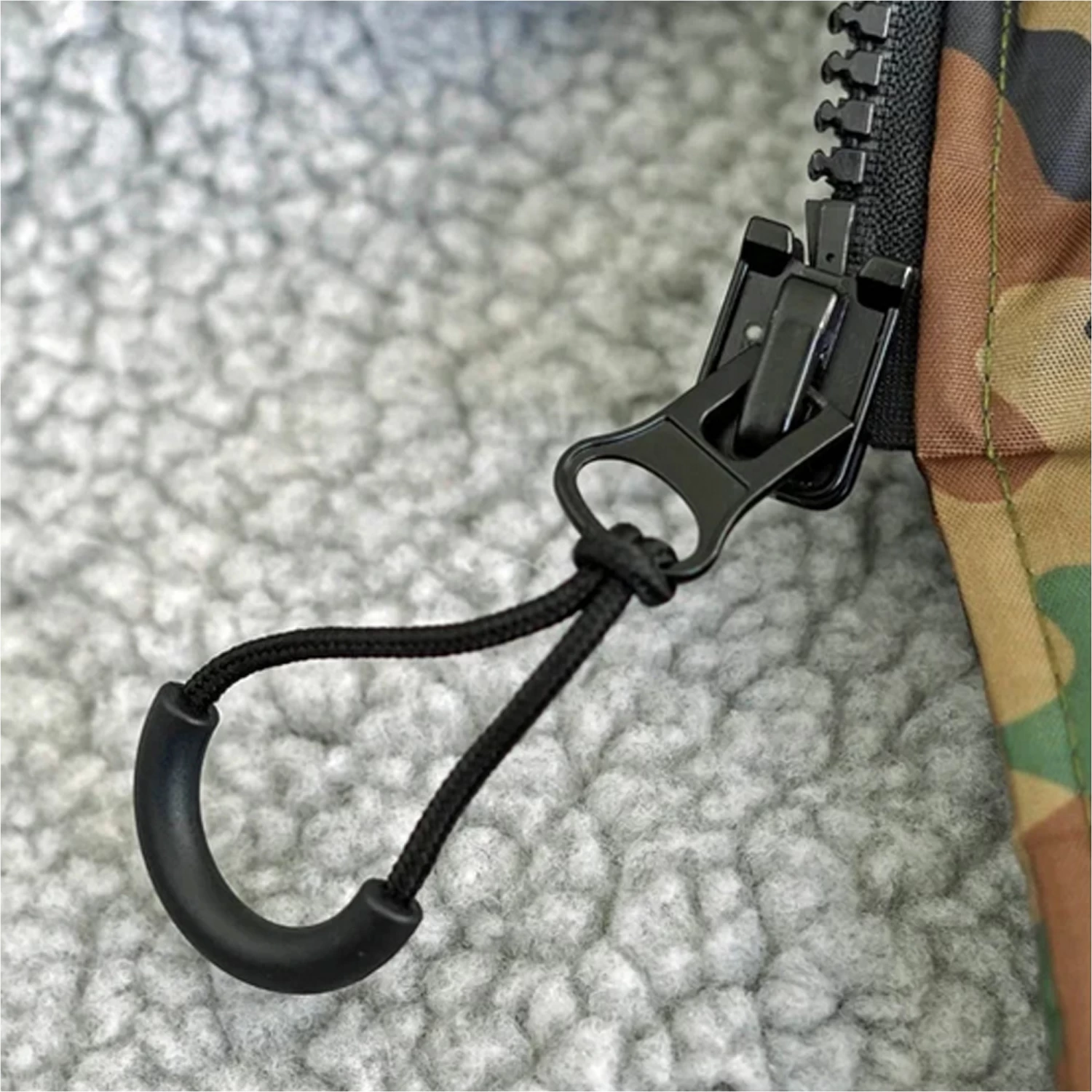 Northcore Beach Basha Sport Long Sleeve Changing Robe / Poncho - Image 8