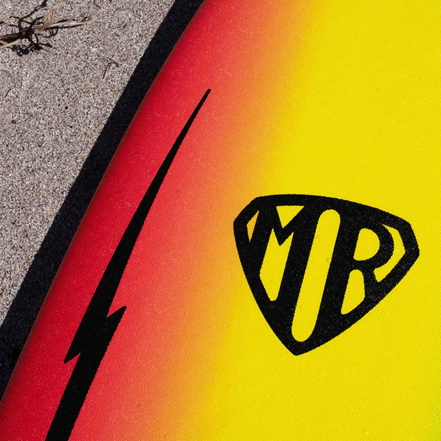Mr Spray Ezi Rider Twin Fin Surfboard - Image 3