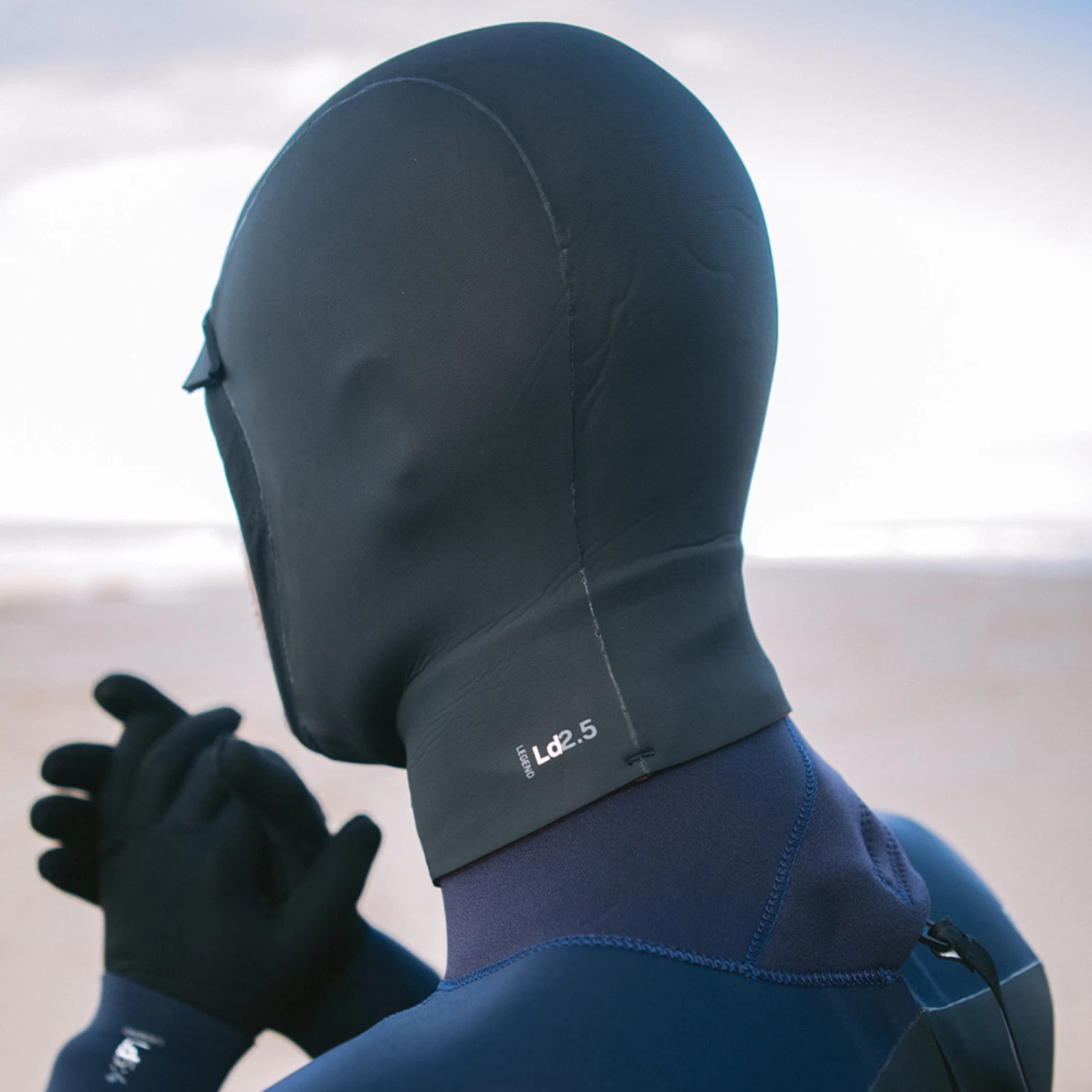 Legend 2.5mm Neoprene Surf Hood - Image 4