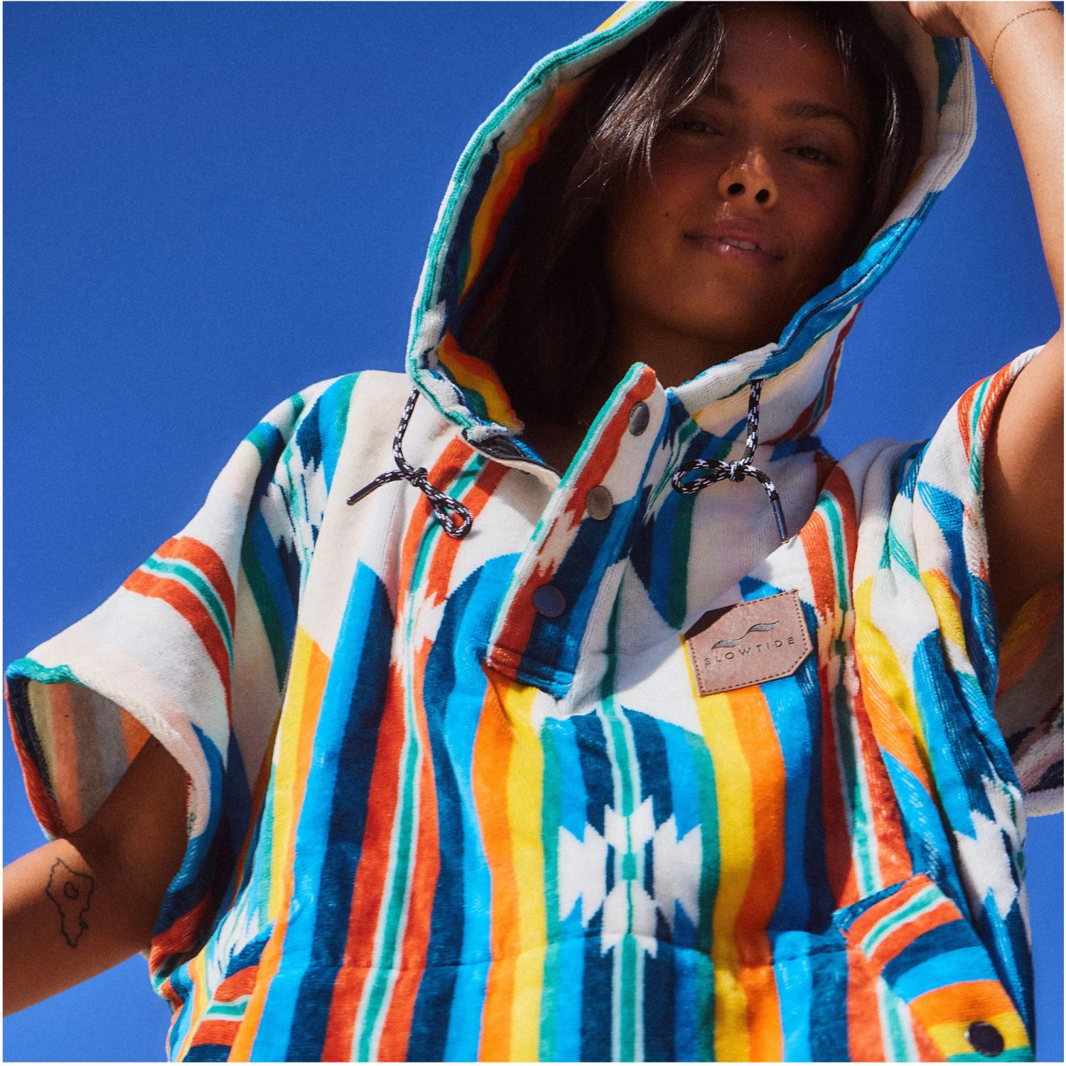 Slowtide York Hooded Towel Change Robe / Poncho - Image 6