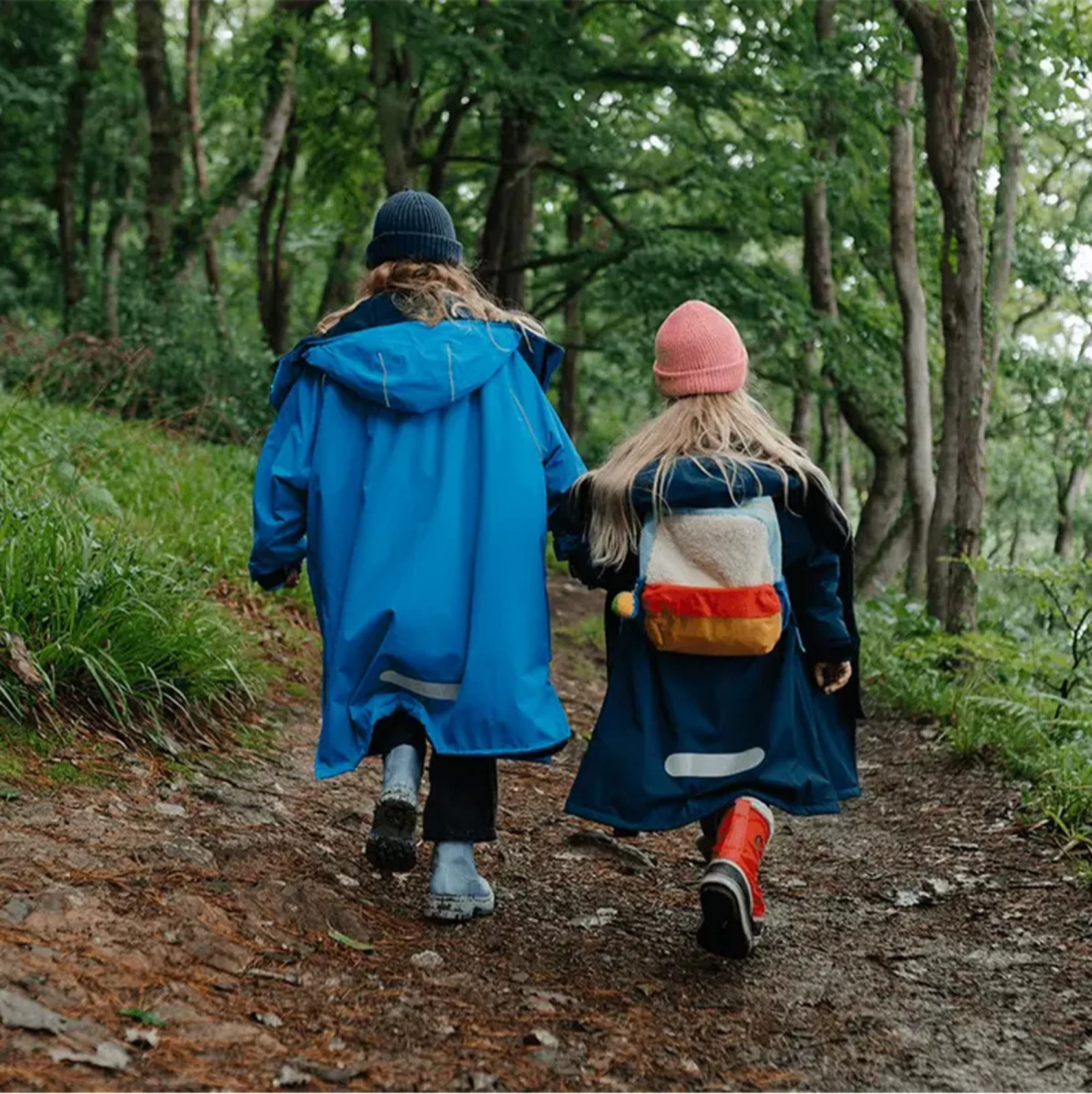 Red Paddle Co. Junior Dry Pro Change Robe / Poncho - Image 7