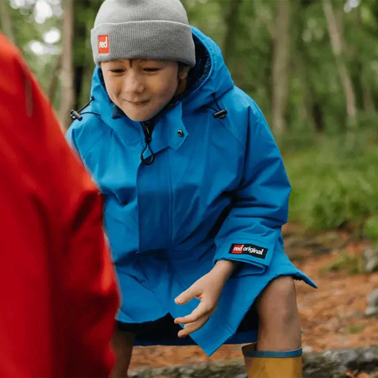 Red Paddle Co. Junior Dry Pro Change Robe / Poncho - Image 6