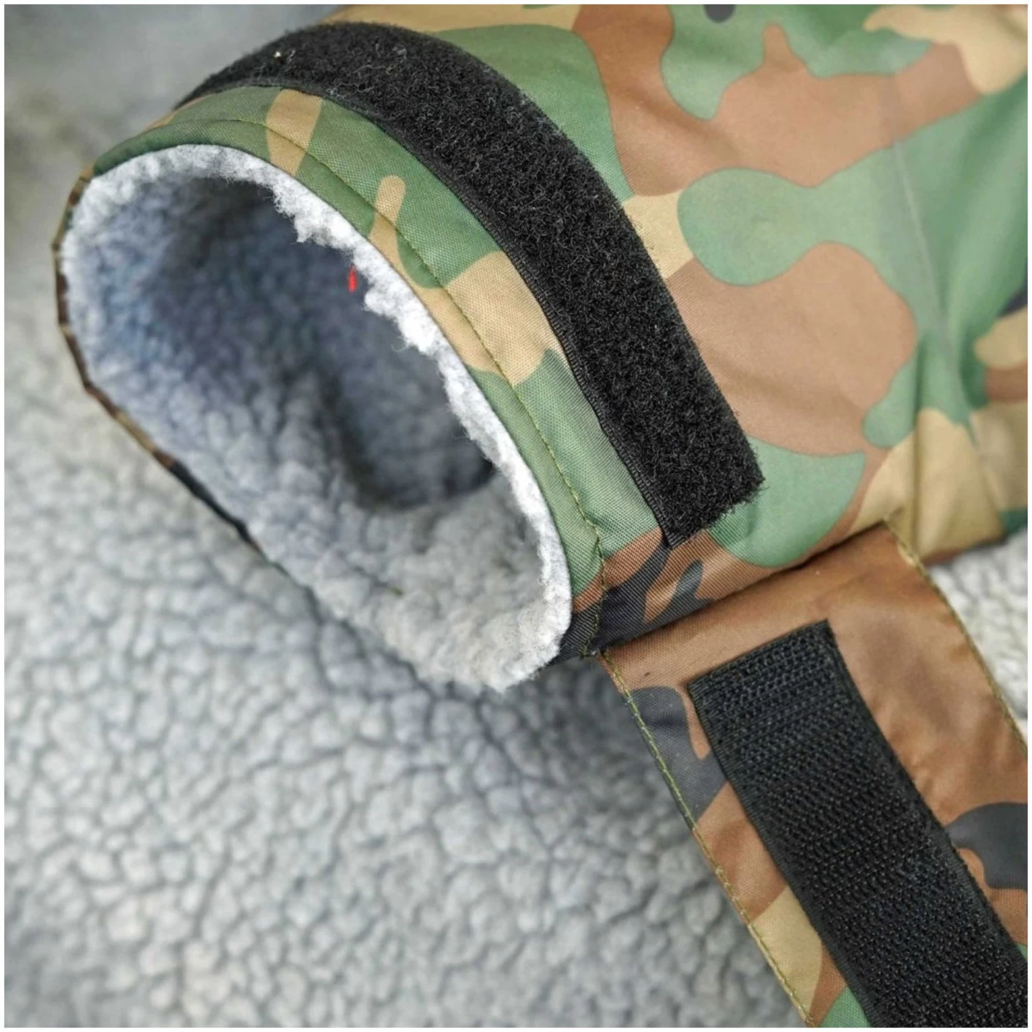 Northcore Beach Basha Sport Long Sleeve Changing Robe / Poncho - Image 4